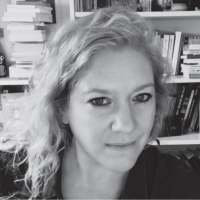 Amélie Dewez