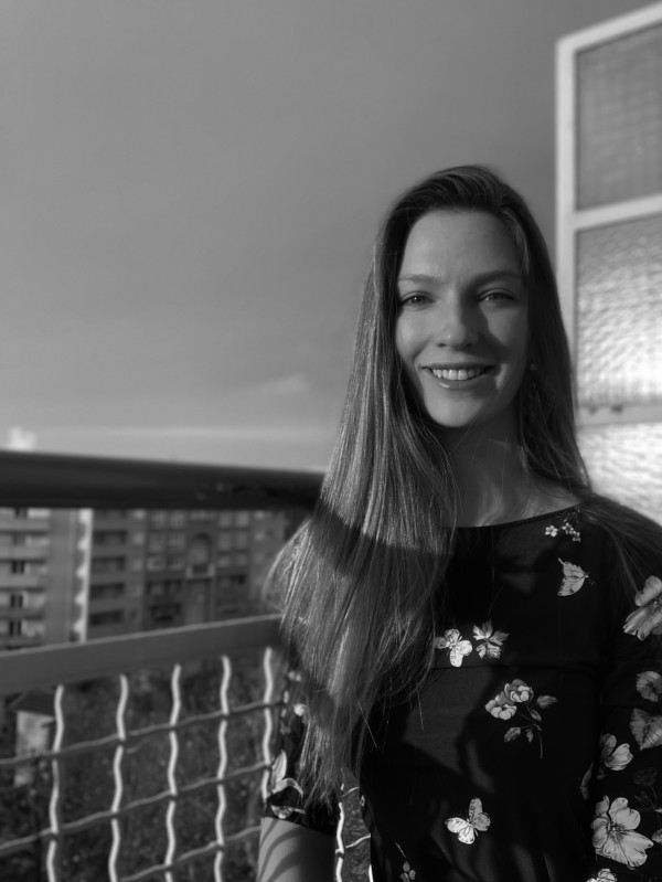Dédicace - Paola Hirou